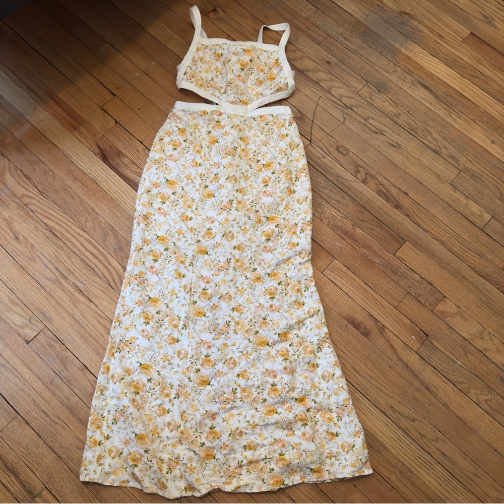 Significant Other Alanna Yellow Floral Maxi Dress